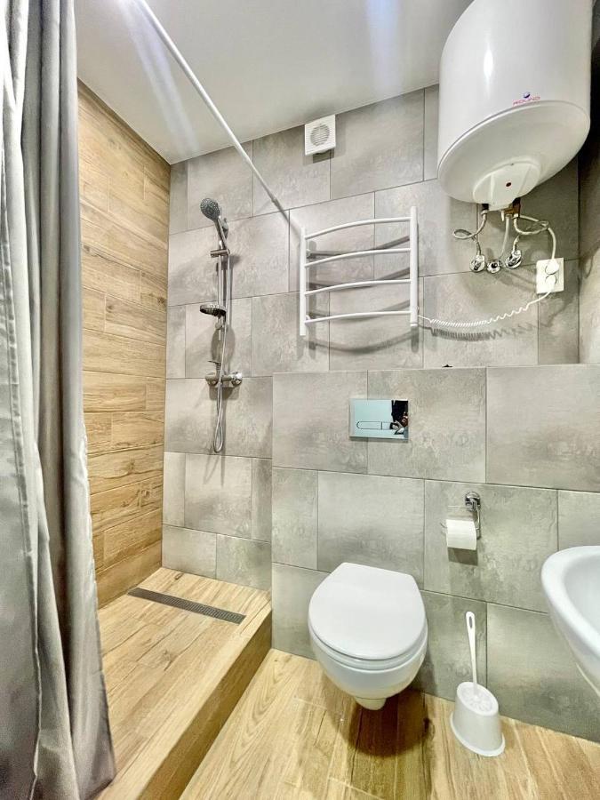 тц україна м. університет Apartment *